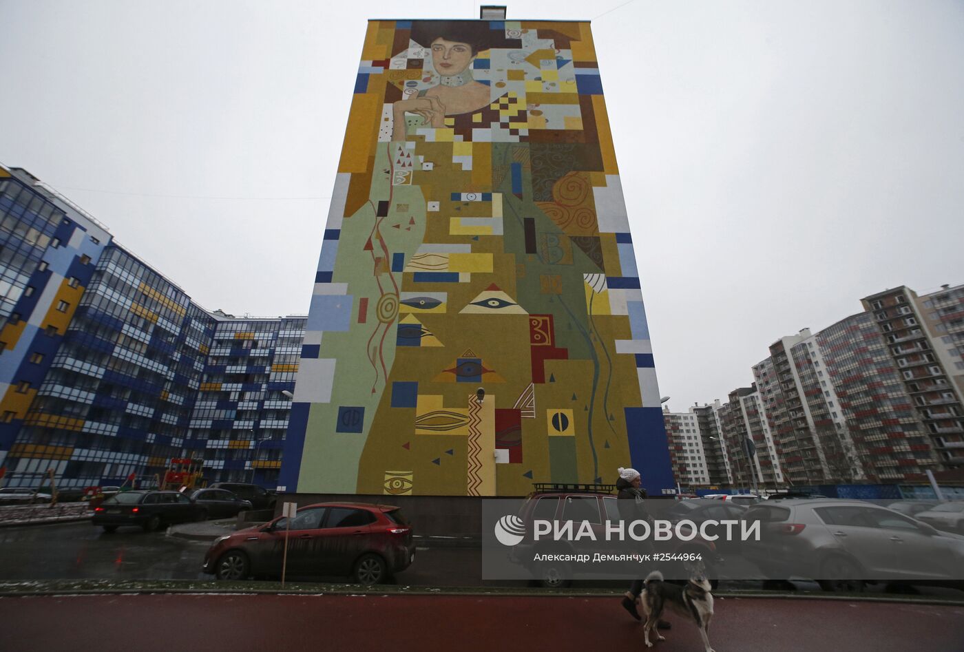 Живопись на стенах домов в Санкт-Петербурге