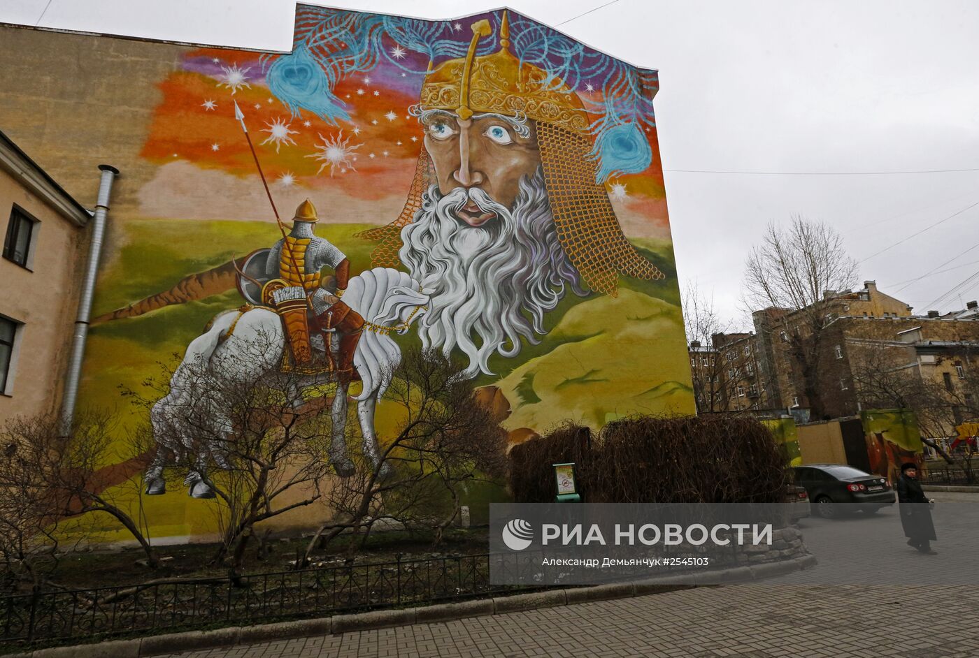 Живопись на стенах домов в Санкт-Петербурге