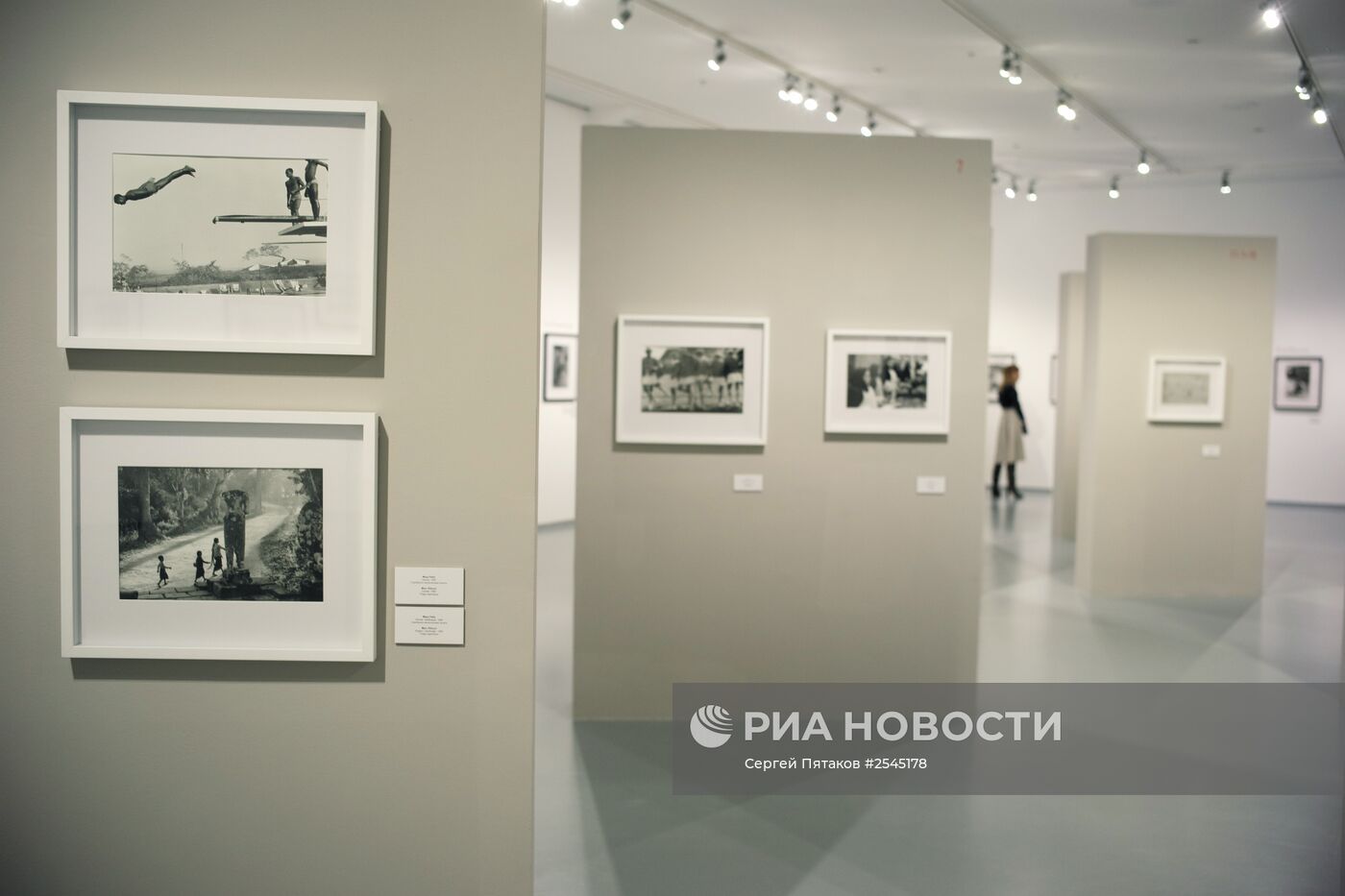 Открытие фотовыставок в Мультимедиа Арт Музее в Москве