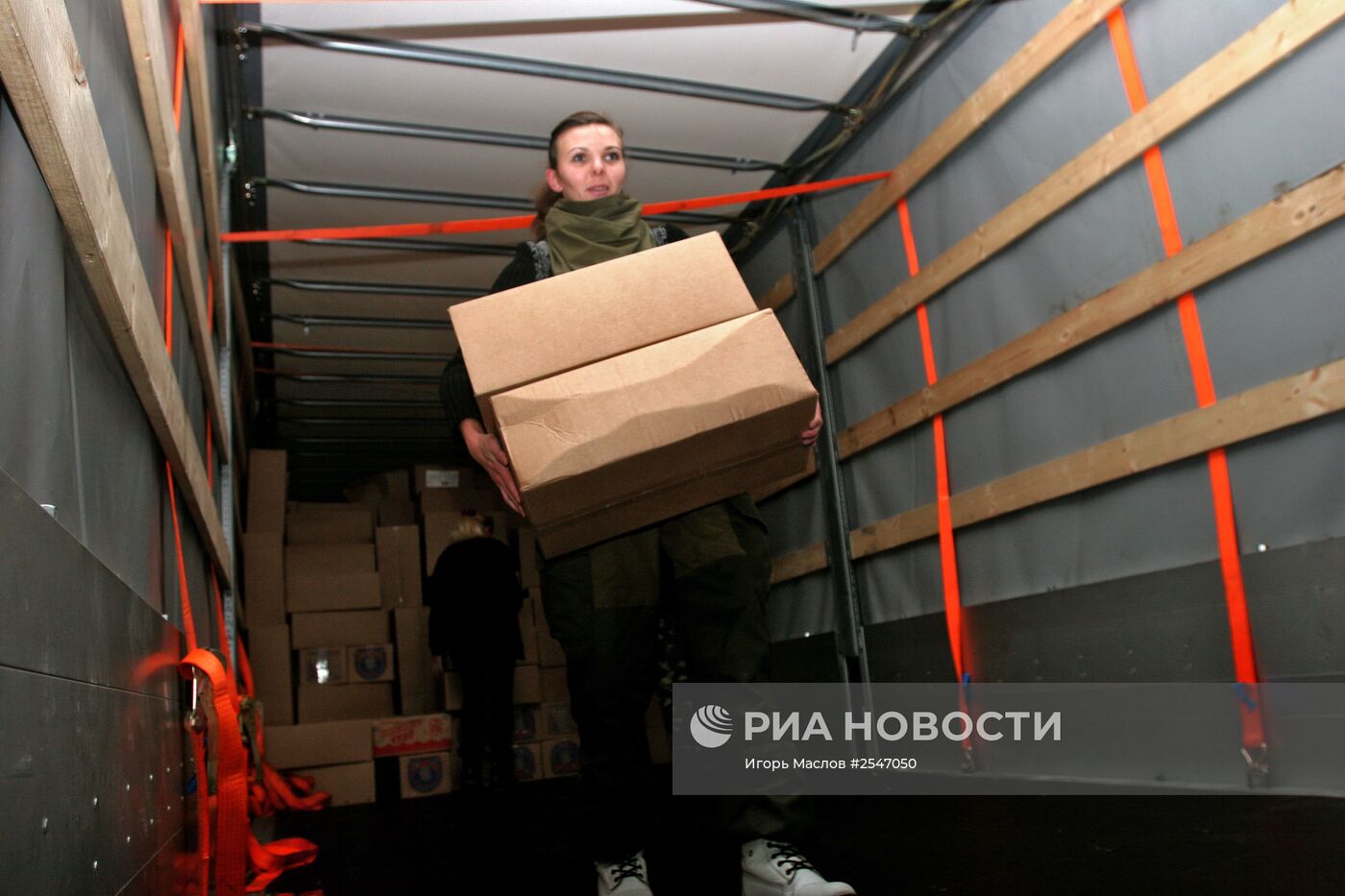 Десятый конвой с российской гуманитарной помощью прибыл в Донецк