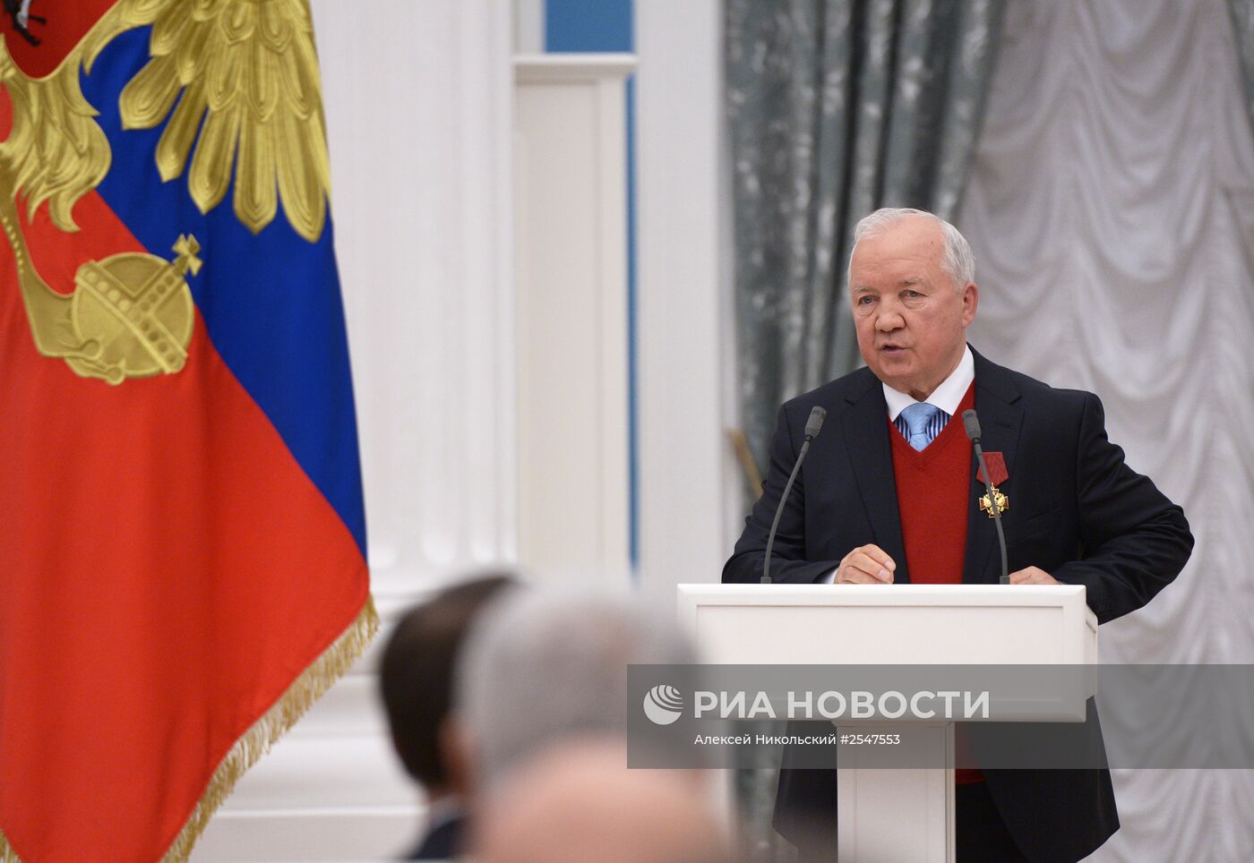 В.Путин вручил в Кремле государственные награды