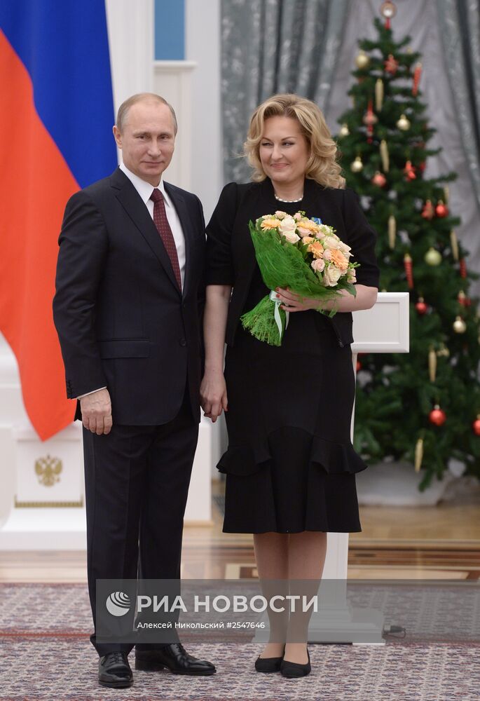 В.Путин вручил в Кремле государственные награды