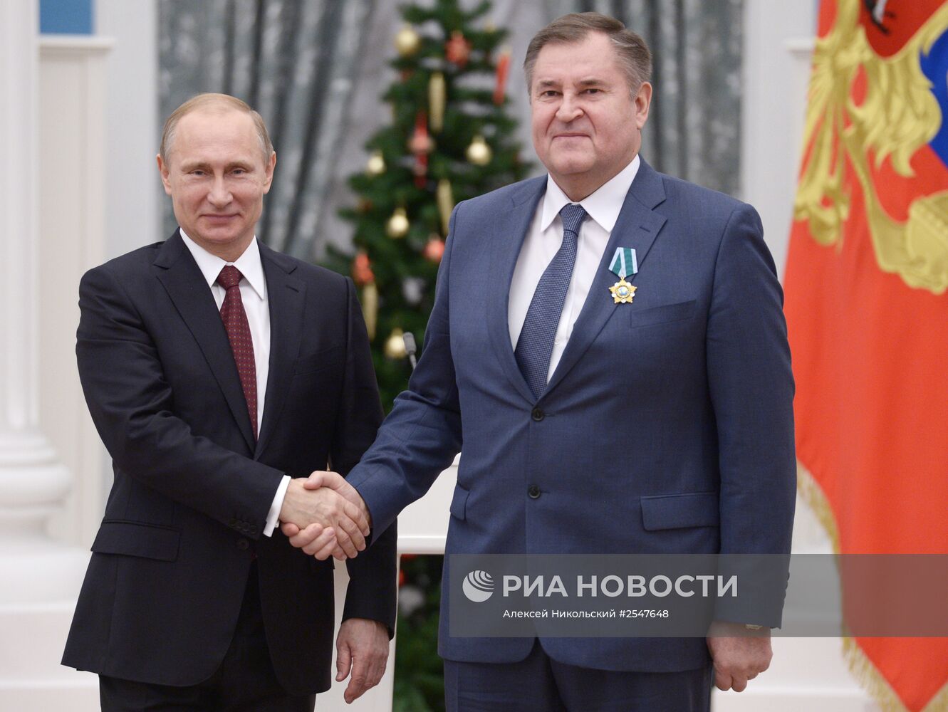 В.Путин вручил в Кремле государственные награды