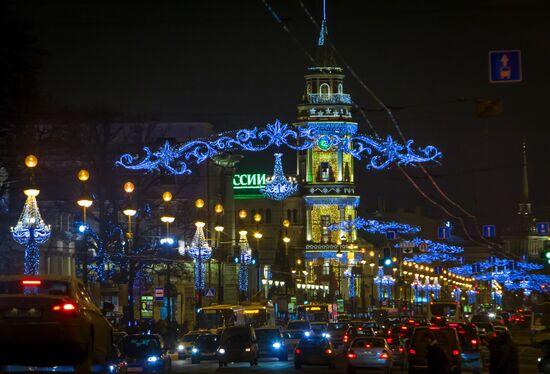 Новогоднее убранство Санкт-Петербурга