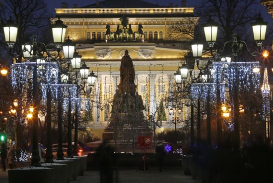 Предновогодний вечерний Санкт-Петербург