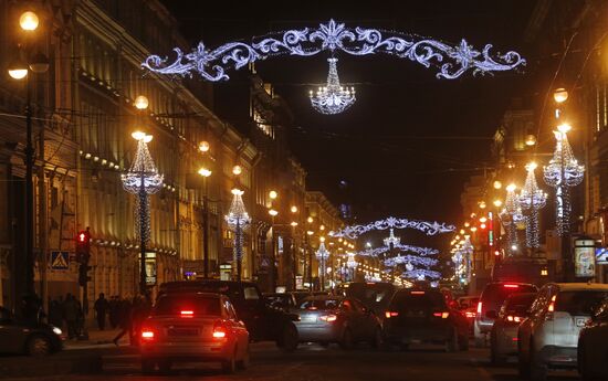Предновогодний вечерний Санкт-Петербург