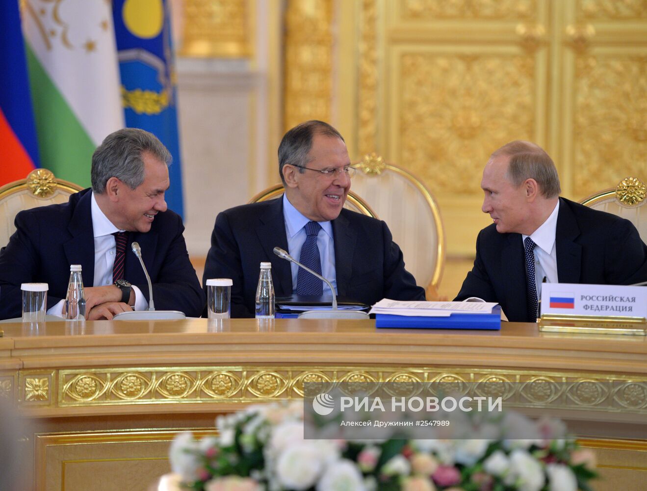 В.Путин принял участие в заседании Совета коллективной безопасности ОДКБ и заседании Высшего Евразийского экономического совета