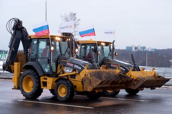 Открытие движения по головному участку трассы Москва - Санкт-Петербург