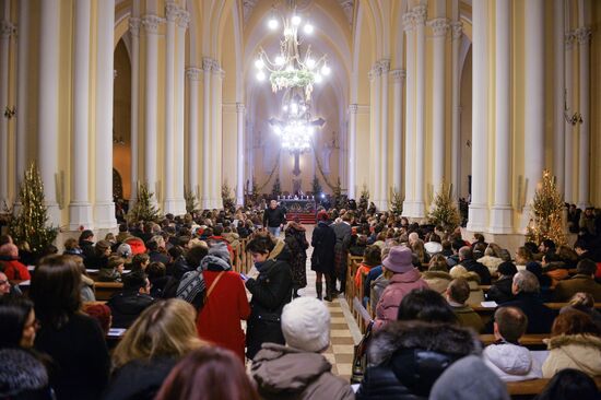 Празднование католического Рождества в Москве