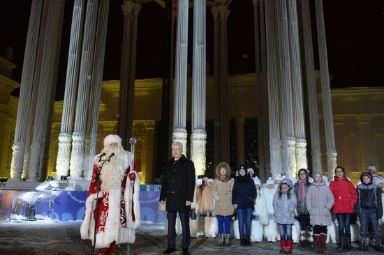 Приезд Деда Мороза в Москву