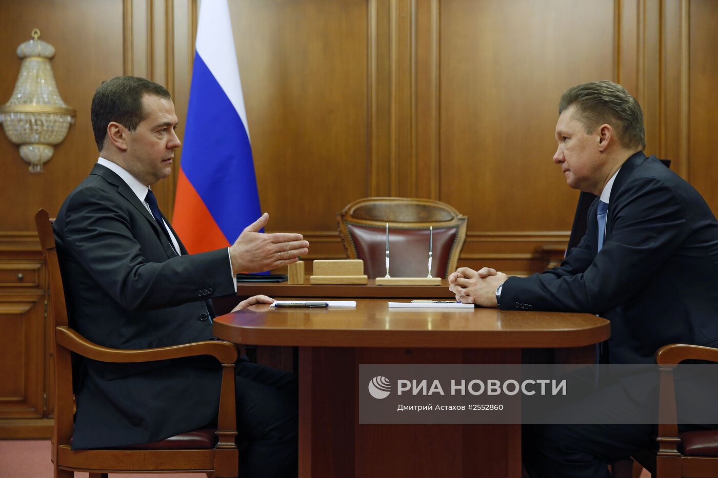 Председатель правительства РФ Д.Медведев провел рабочую встречу с главой "Газпрома" А.Миллером
