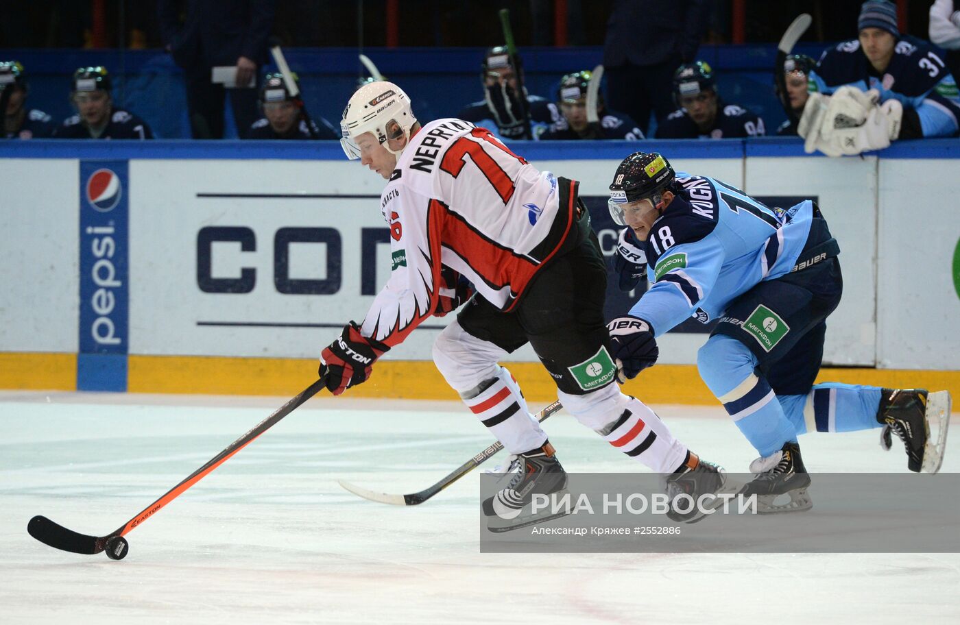 Хоккей. КХЛ. Матч "Сибирь" - "Авангард"