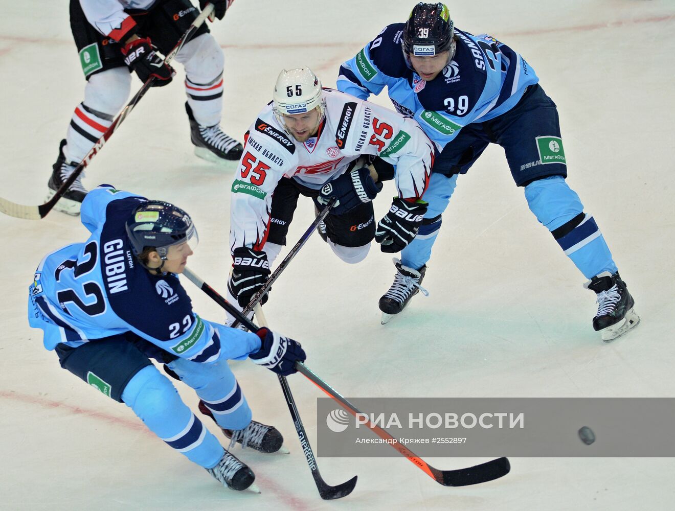 Хоккей. КХЛ. Матч "Сибирь" - "Авангард"