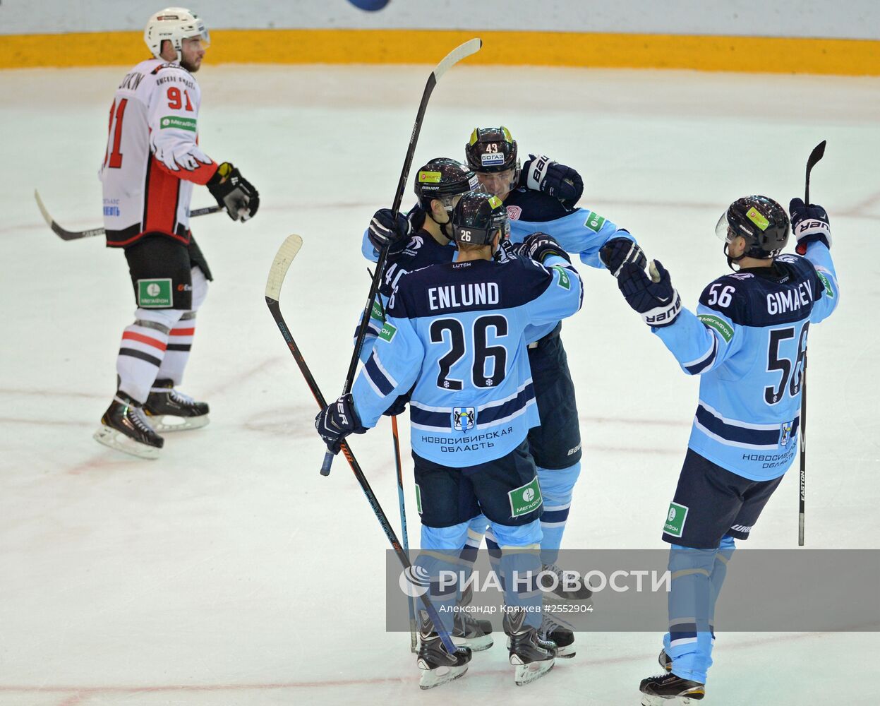 Хоккей. КХЛ. Матч "Сибирь" - "Авангард"