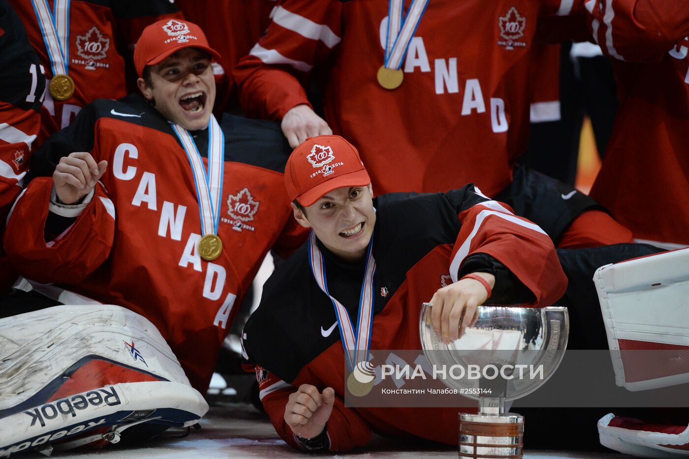 Хоккей. Молодежный ЧМ. Матч Канада - Россия