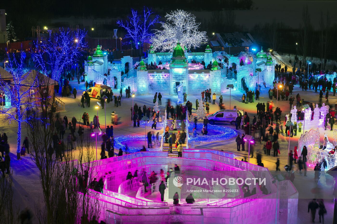 Ледовый городок "Беловодье" в Омске