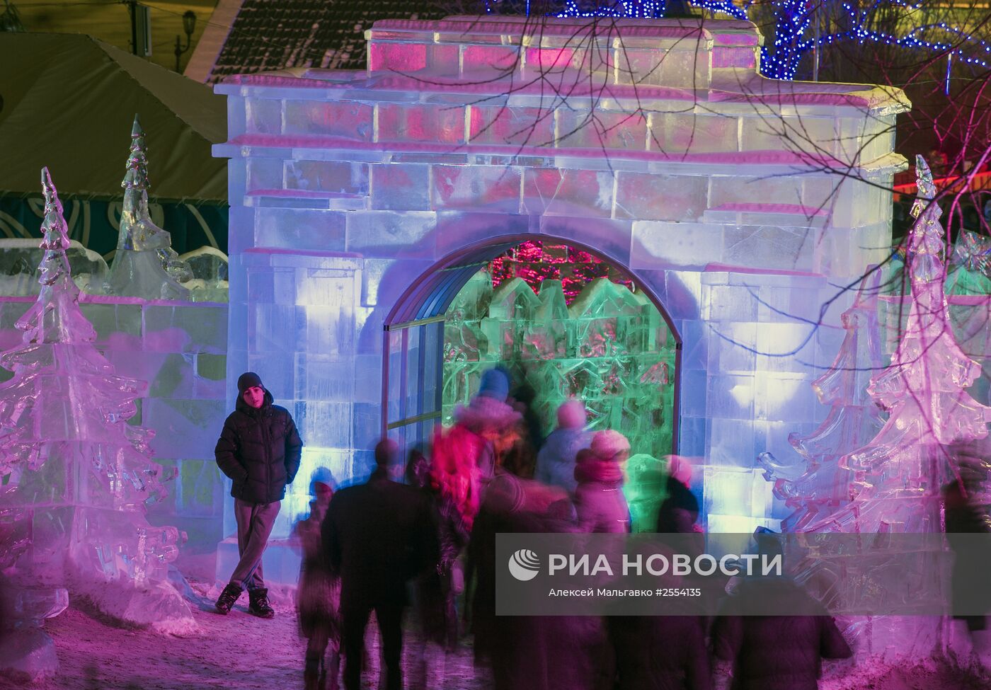 Ледовый городок "Беловодье" в Омске