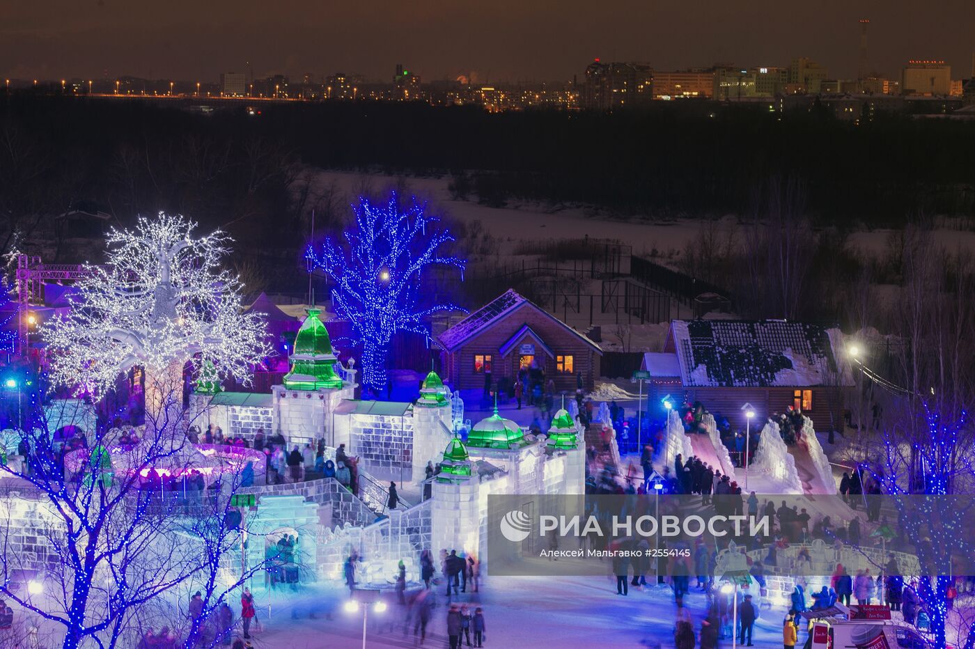 Ледовый городок "Беловодье" в Омске