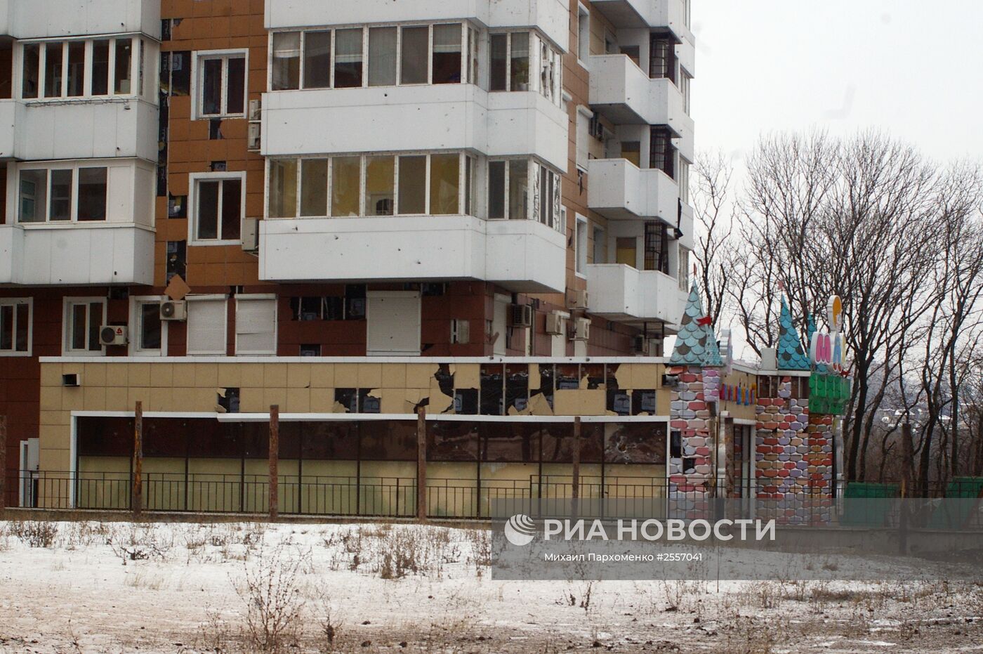Последствия обстрелов Донецка
украинскими силовиками