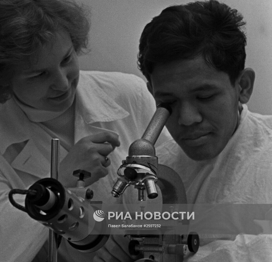 Студенты УДН им. Патриса Лумумбы