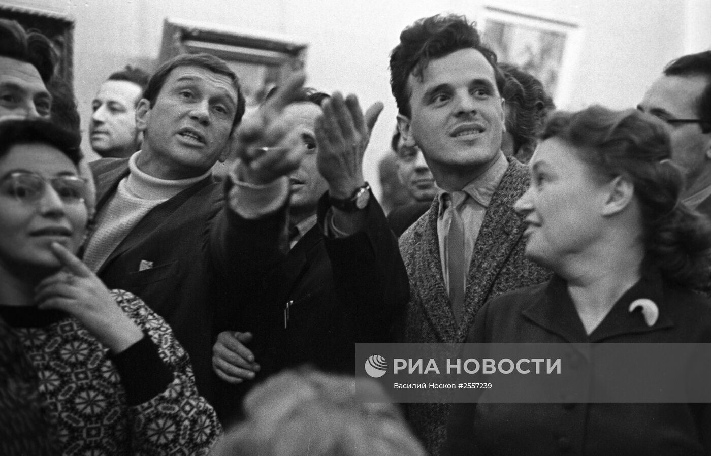 Выставка картин московских художников