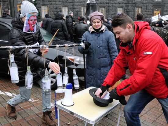Акция протеста в Киеве против приватизации стратегических предприятий Украины