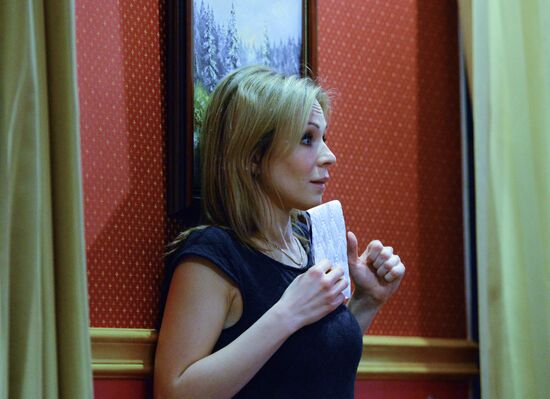 Репетиция
комедии "Та еще семейка" режиссера
Кшиштофа Занусси