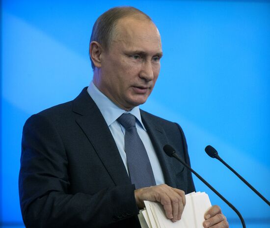 В.Путин принял участие в ежегодном семинаре для региональных руководителей