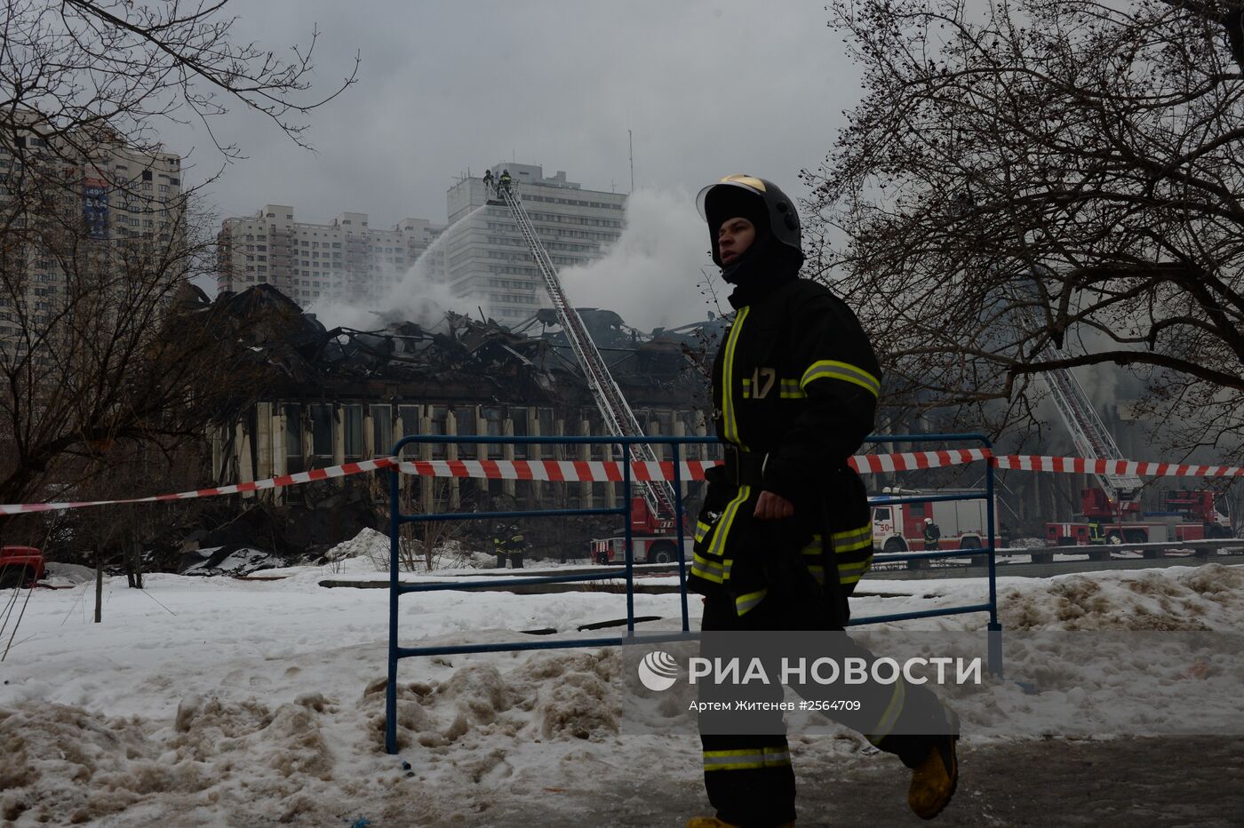 Пожар в библиотеке Института общественных наук в Москве