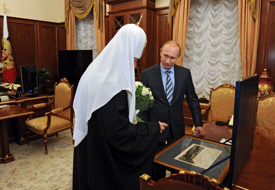 Президент России Владимир Путин встретился с патриархом Московским и всея Руси Кириллом