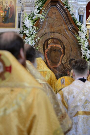 Богослужение по случаю 6-й годовщины интронизации патриарха Кирилла