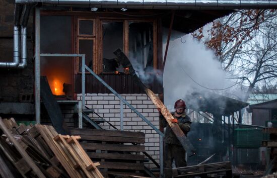 Последствия обстрела Донецка