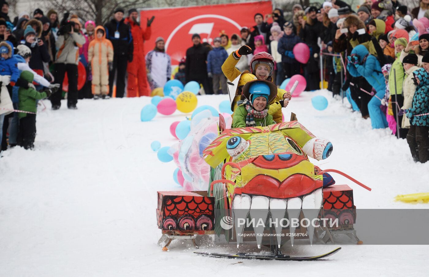 Фестиваль оригинальных саней "Winter SaniDay-2015" в Москве