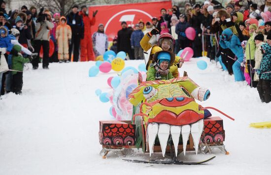 Фестиваль оригинальных саней "Winter SaniDay-2015" в Москве