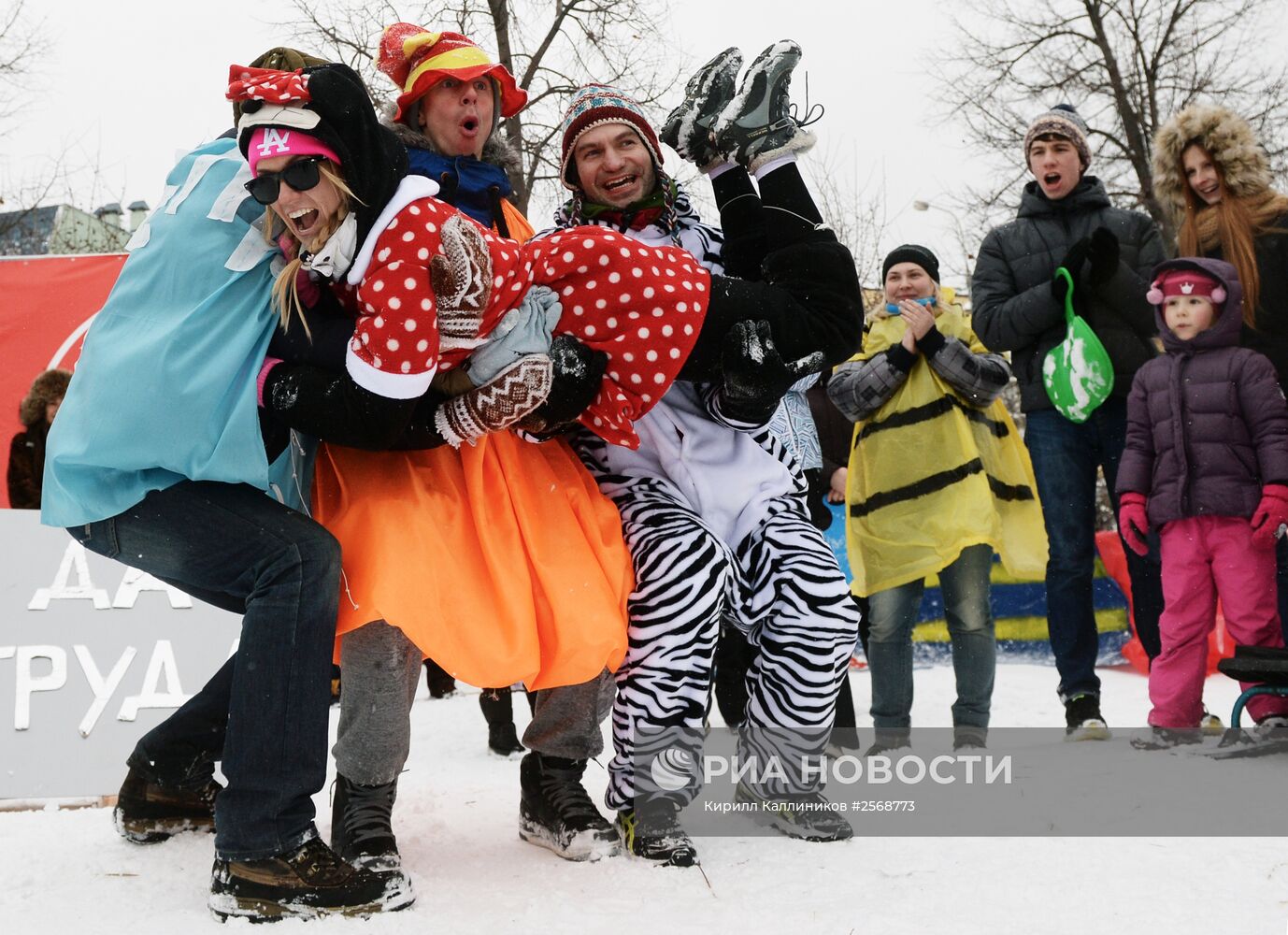 Фестиваль оригинальных саней "Winter SaniDay-2015" в Москве