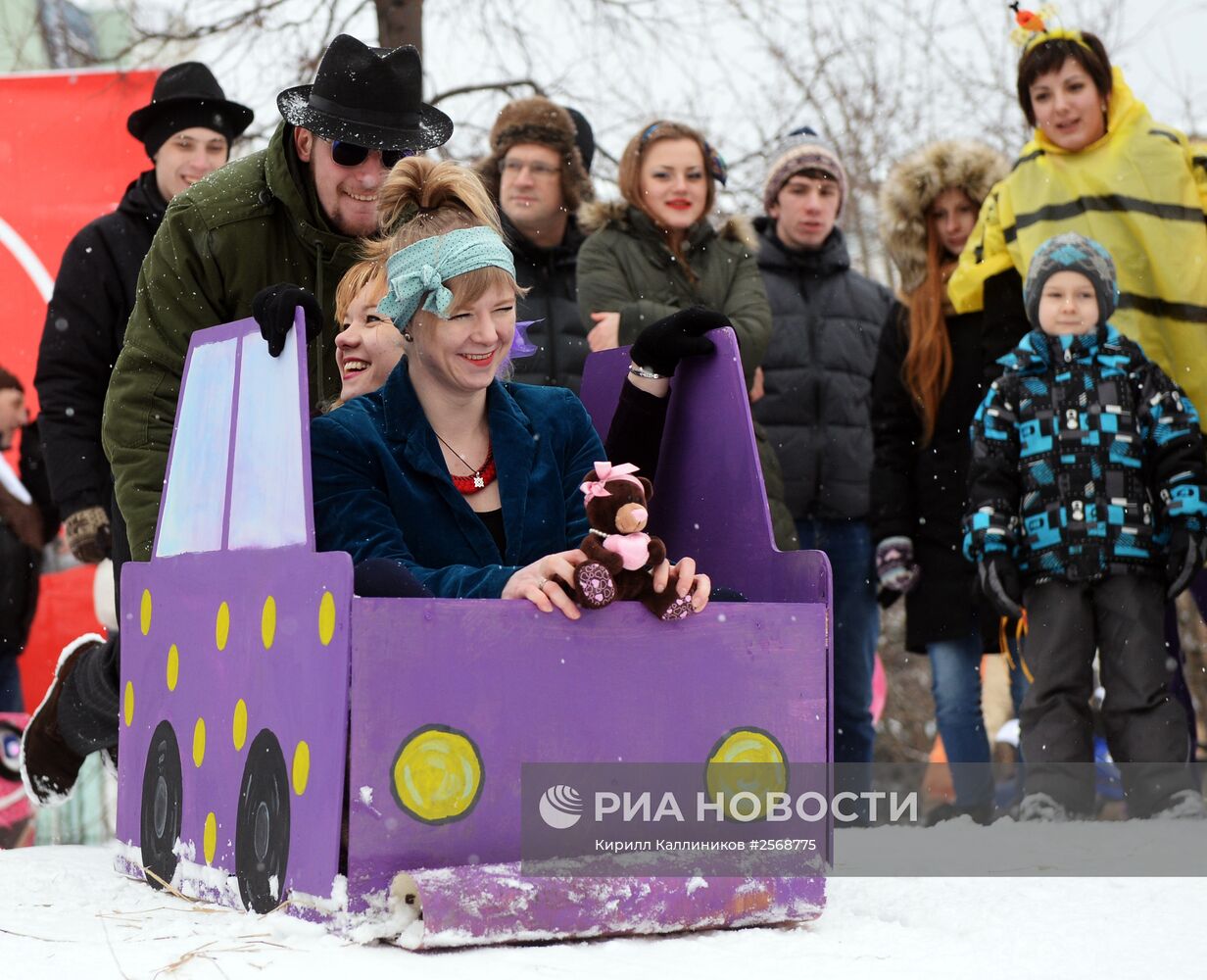 Фестиваль оригинальных саней "Winter SaniDay-2015" в Москве