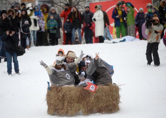 Фестиваль оригинальных саней "Winter SaniDay-2015" в Москве