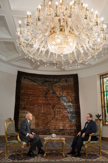 Президент Египта Абдель Фаттах Ас-Cиси дал интервью генеральному директору МИА "Россия сегодня" Д.Киселеву