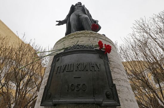 День памяти А.С.Пушкина в Санкт-Петербурге