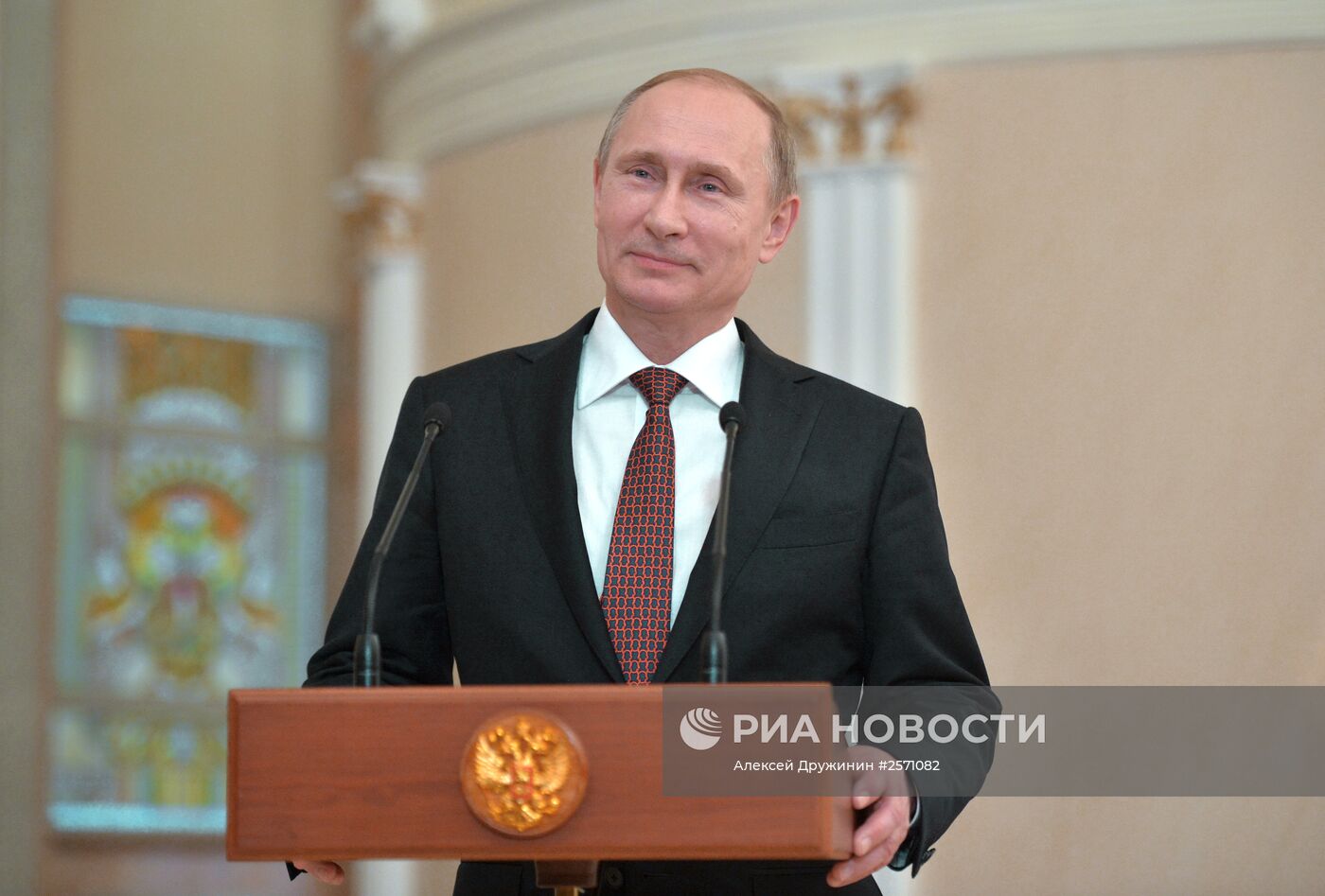 Пресс-конференция президента РФ В. Путина по итогам переговоров в Минске