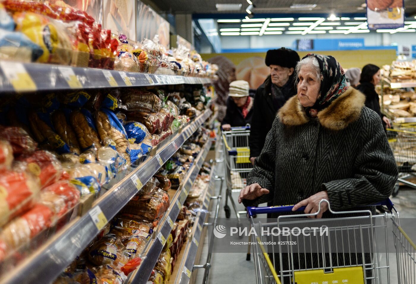 Гипермаркет "Лента" в Великом Новгороде