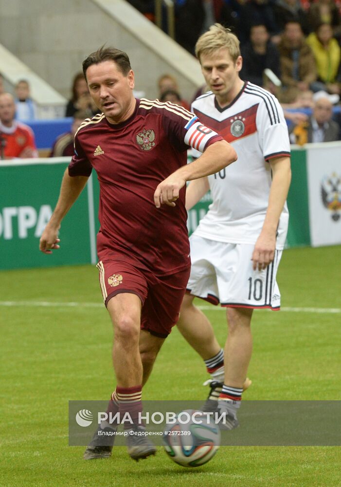 Футбол. "Кубок легенд -2015". Первый день