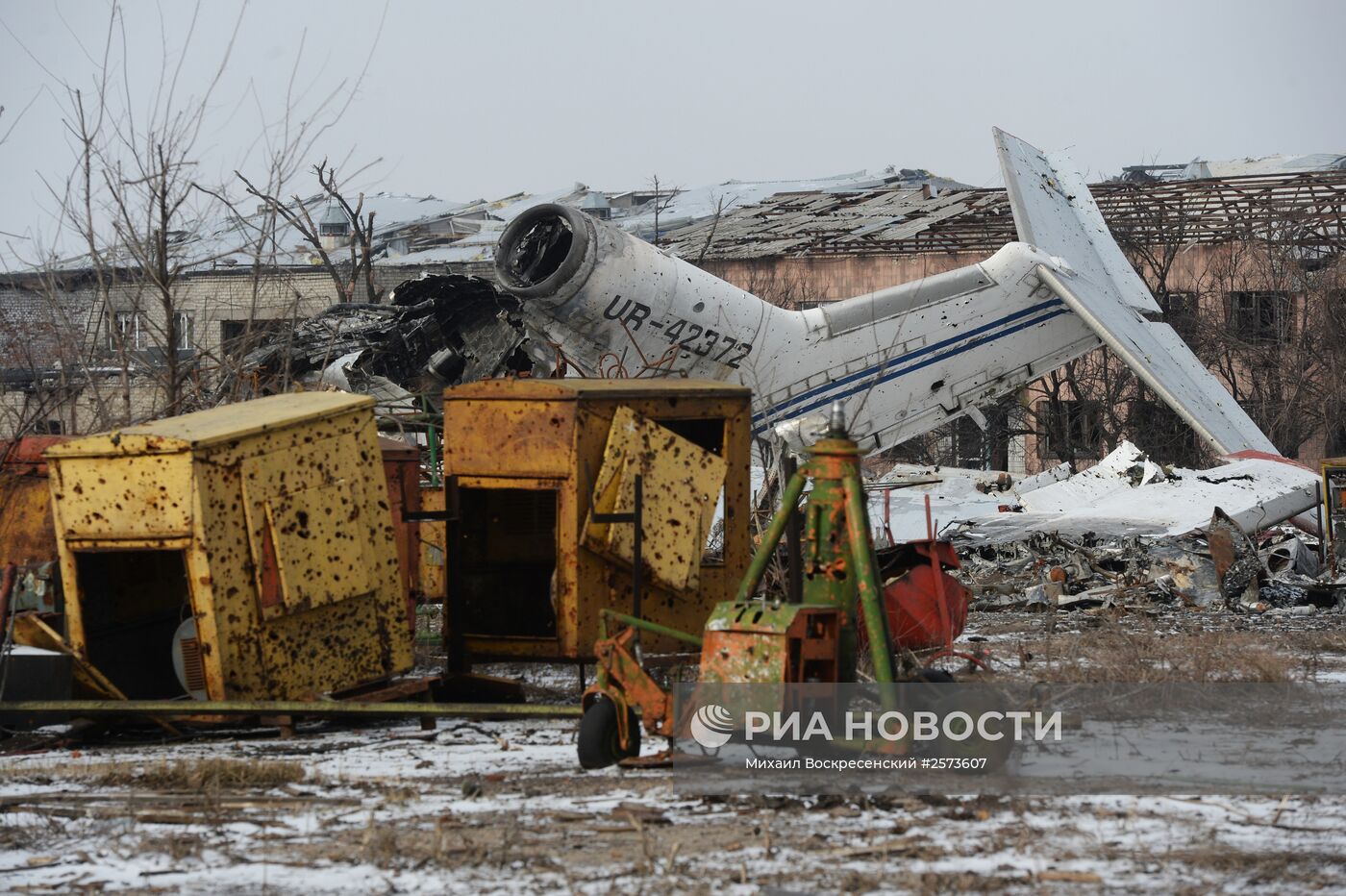 Разрушенный аэропорт Донецка