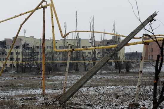 Разрушенный аэропорт Донецка