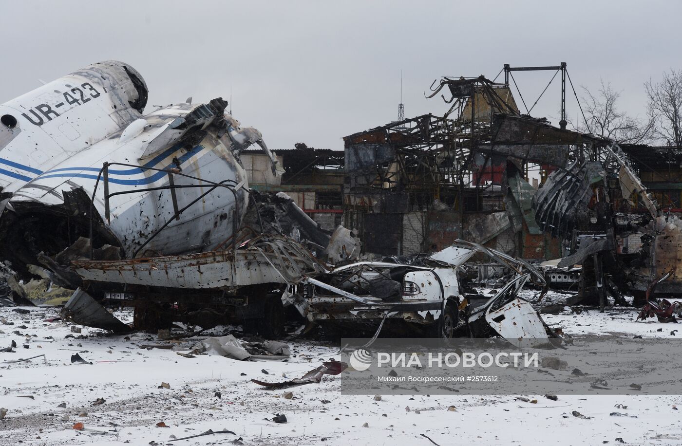 Разрушенный аэропорт Донецка