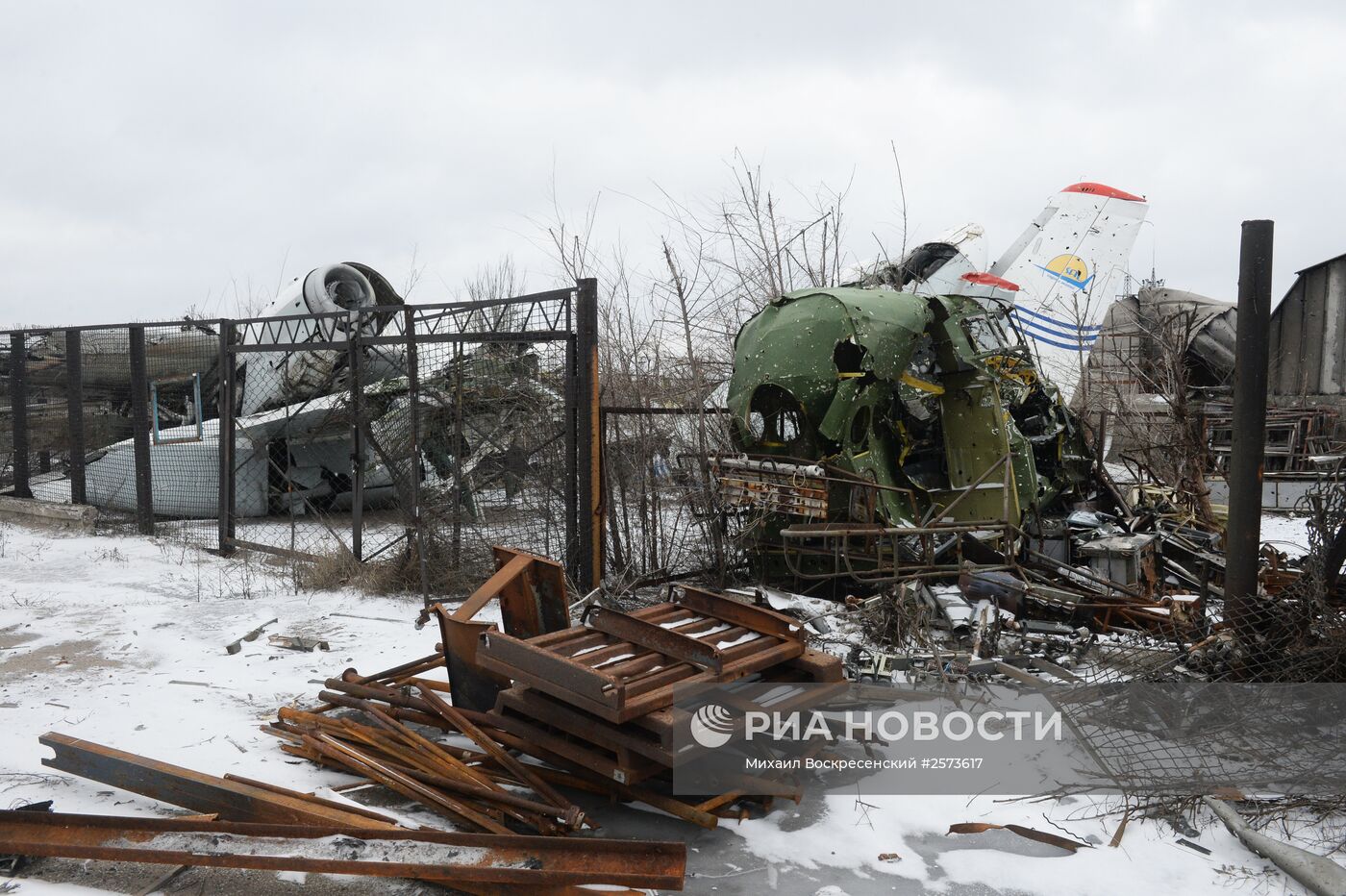 Разрушенный аэропорт Донецка