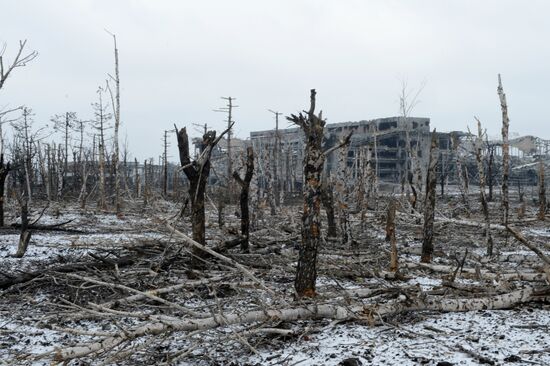 Разрушенный аэропорт Донецка