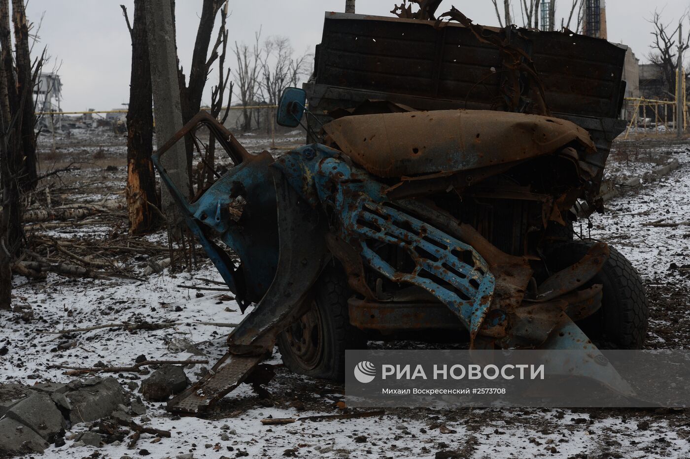 Разрушенный аэропорт Донецка