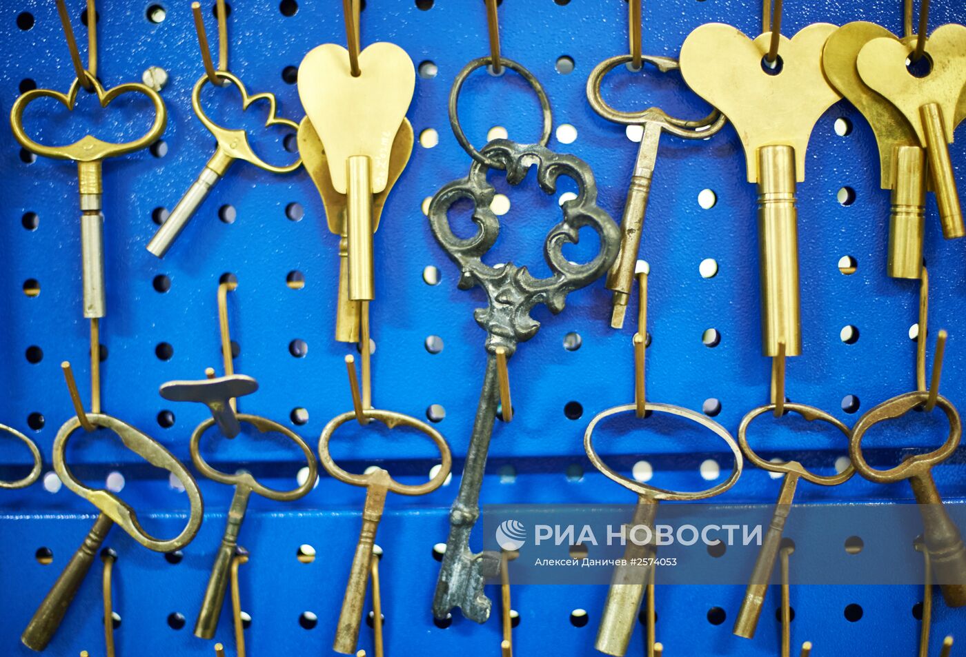 Реставрационная лаборатория и Фондохранилище Эрмитажа