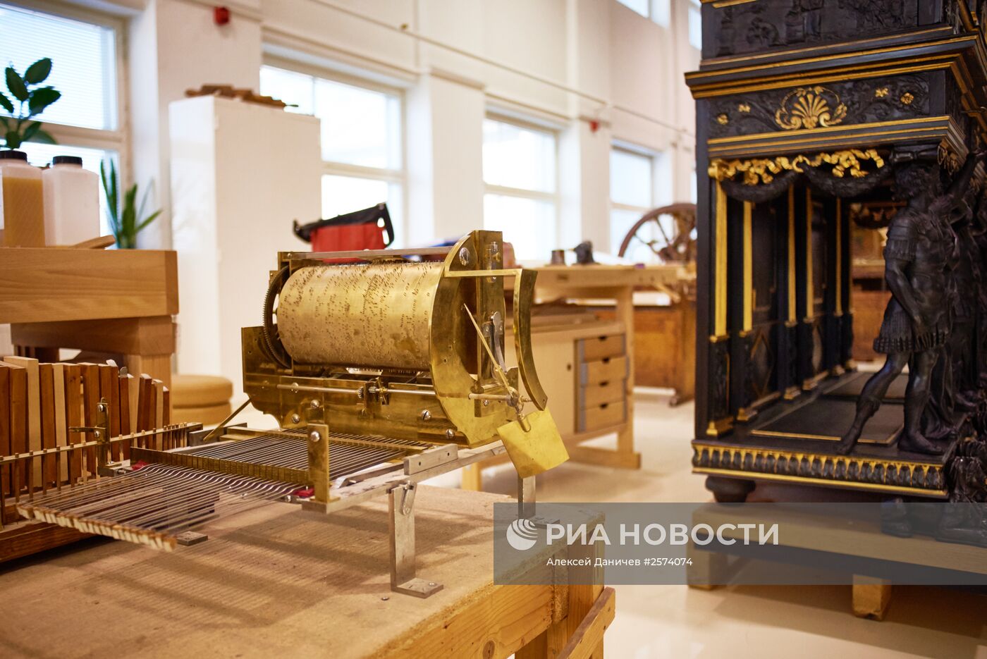 Реставрационная лаборатория и Фондохранилище Эрмитажа